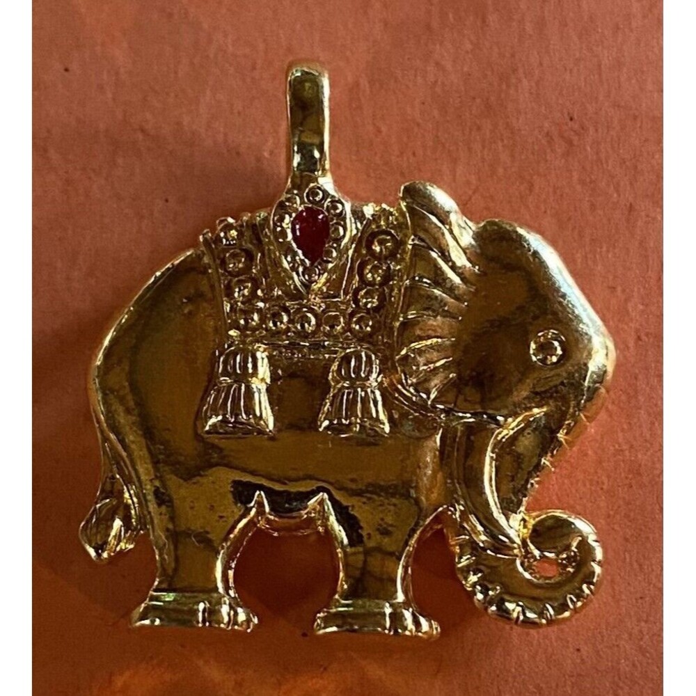 Women’s Pendant Gold Tone Elephant Lucky Charm 1” Ruby